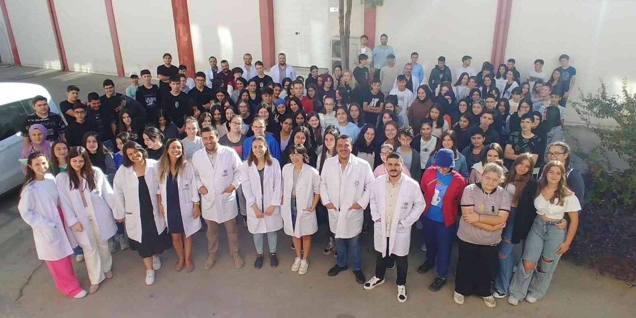 Aydın Büyükşehir Belediyesi’nin Gençlik Kültür Merkezi’nde güz yarıyılı başladı