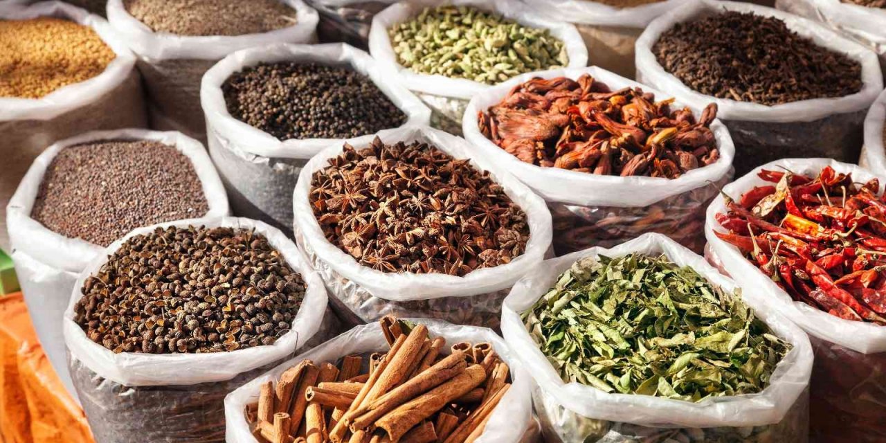 Egeli ihracatçılar, Baharat Yolu’nu yeniden canlandırıyor