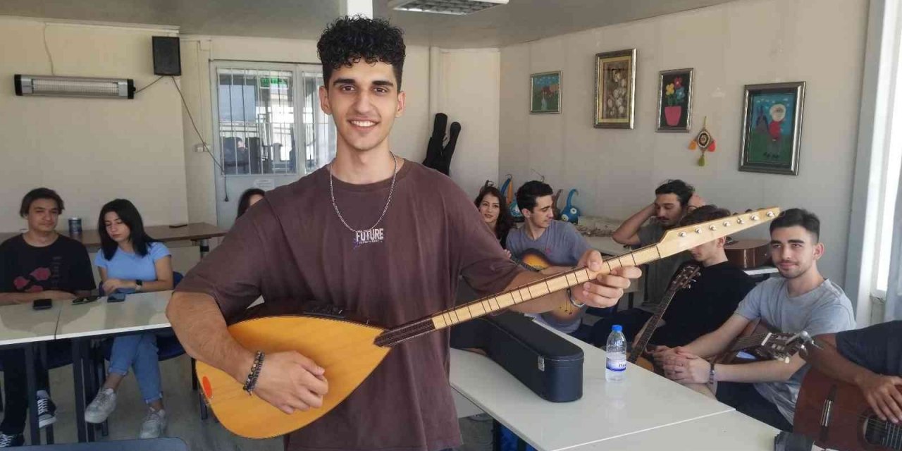 Hayallerindeki bölümü halk eğitim merkeziyle kazandılar