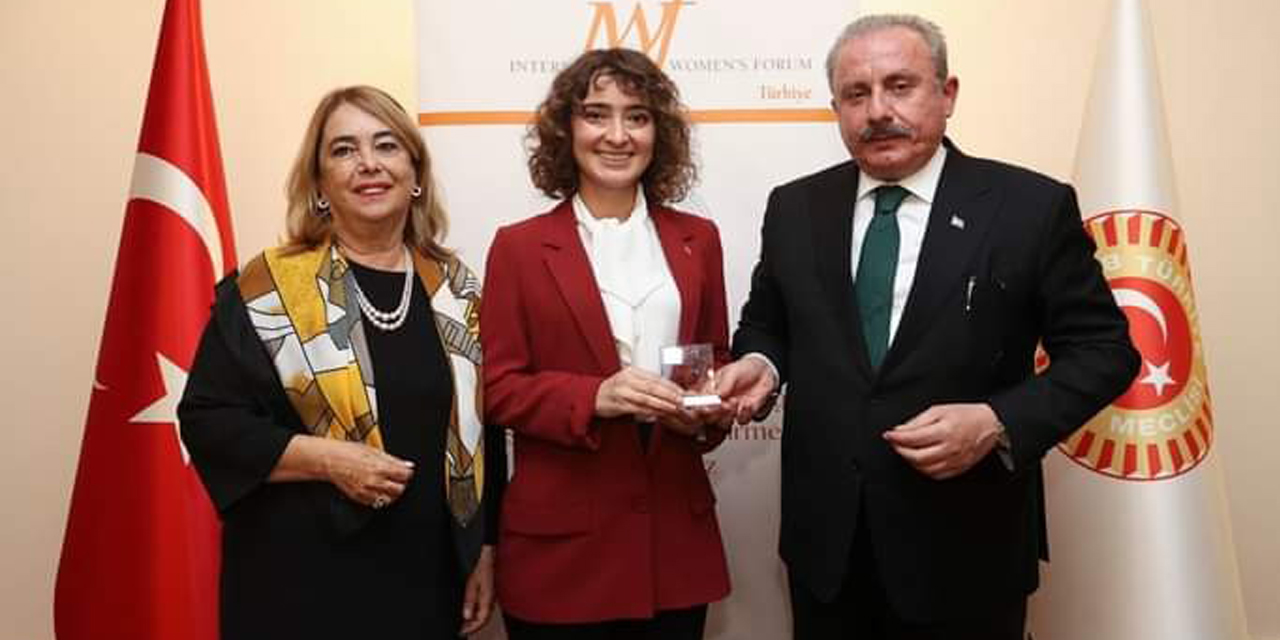 Kaymakam Şenoğlu ‘Kadın Lider’ seçildi