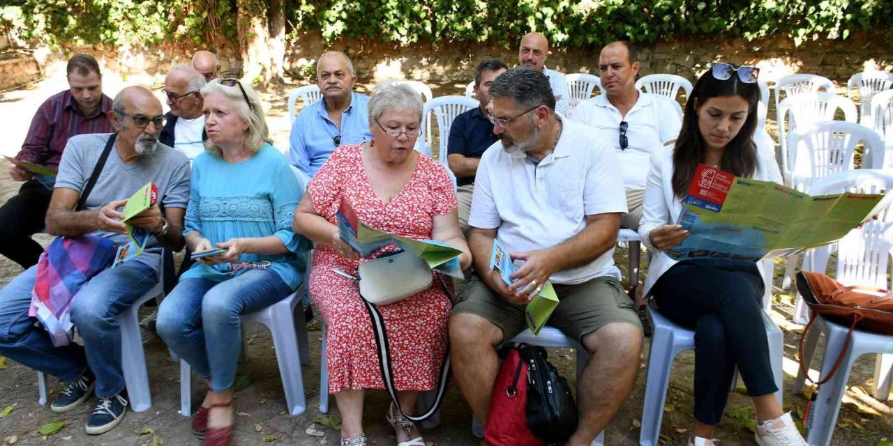 Kuşadası’nda yaşayan yerleşik yabancılardan dijital haritaya tam not