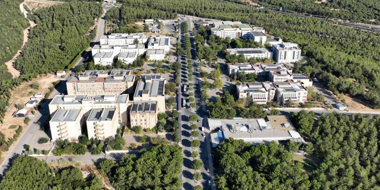 DEÜ, yeni akademik yıla hazır