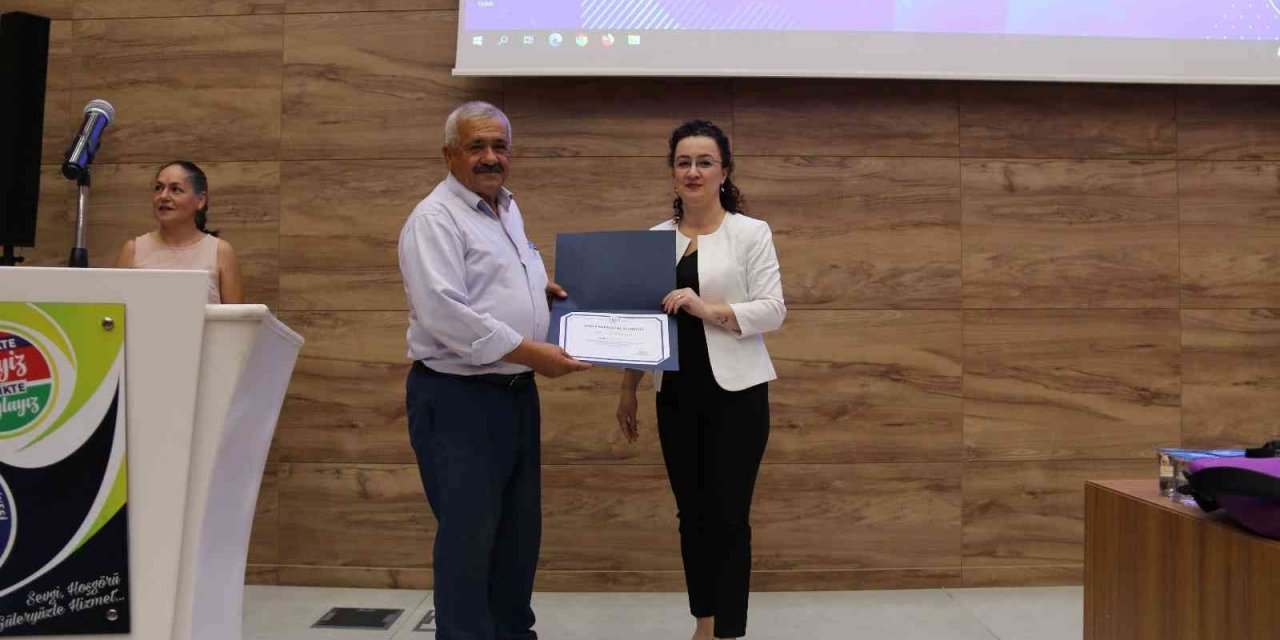 Büyükşehir muhtarlara yönelik eğitimlerini sürdürüyor