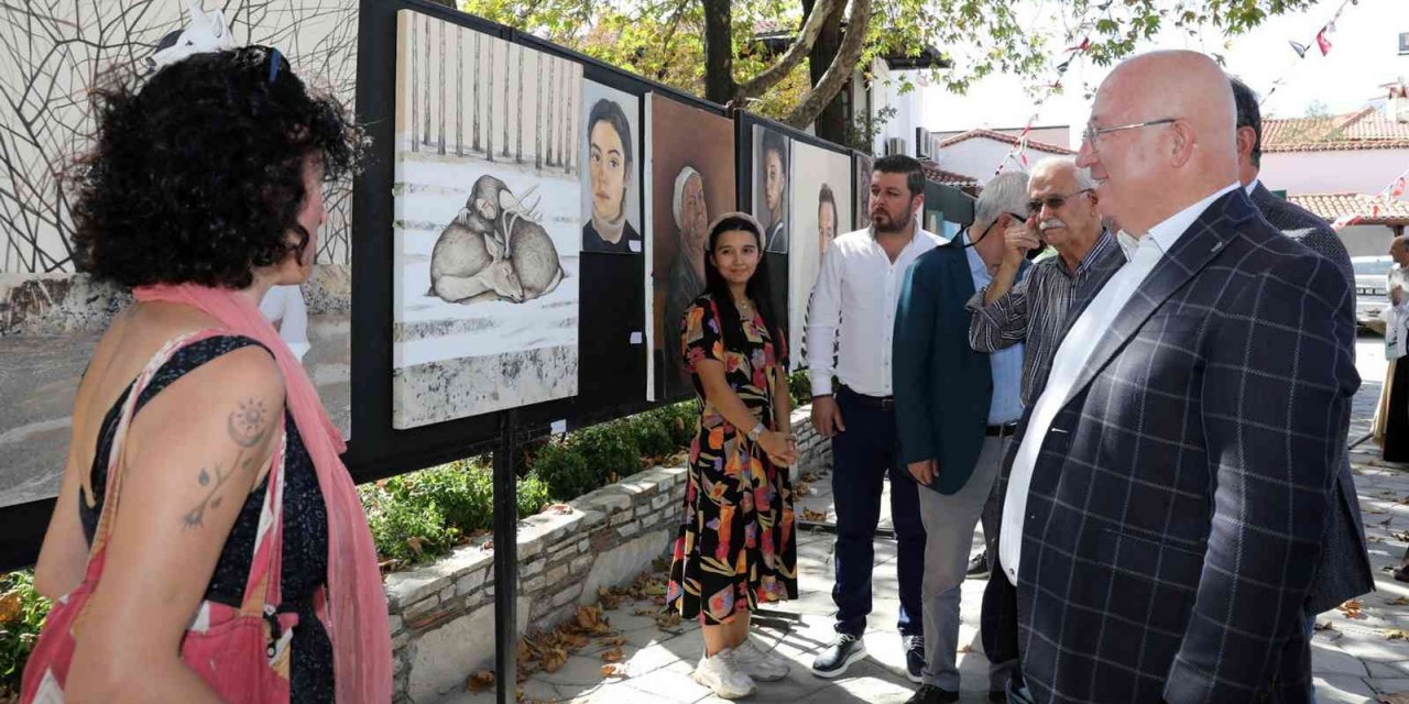 Yerel sanatçılardan kollektif sergi