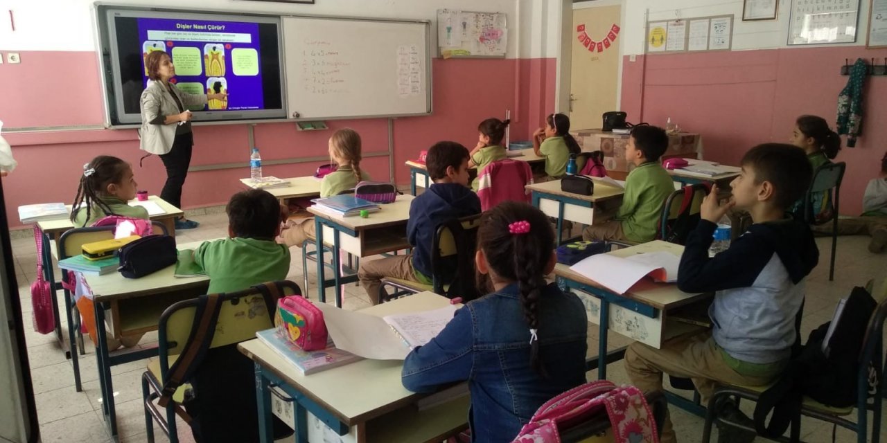 Nazillili miniklere ’sağlıklı beslenme ve diş sağlığı’ eğitimi verildi