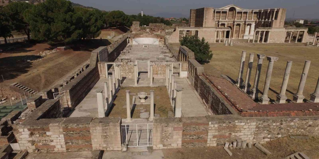 ‘Gelecek için Jeoparklar’ temalı uluslararası sempozyum Kula’da yapılacak