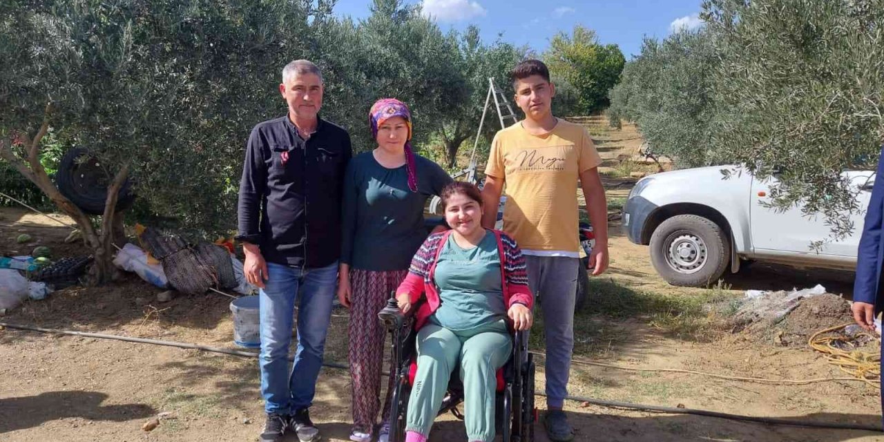 Engelli arabasıyla artık sokaklarda dolaşabilecek