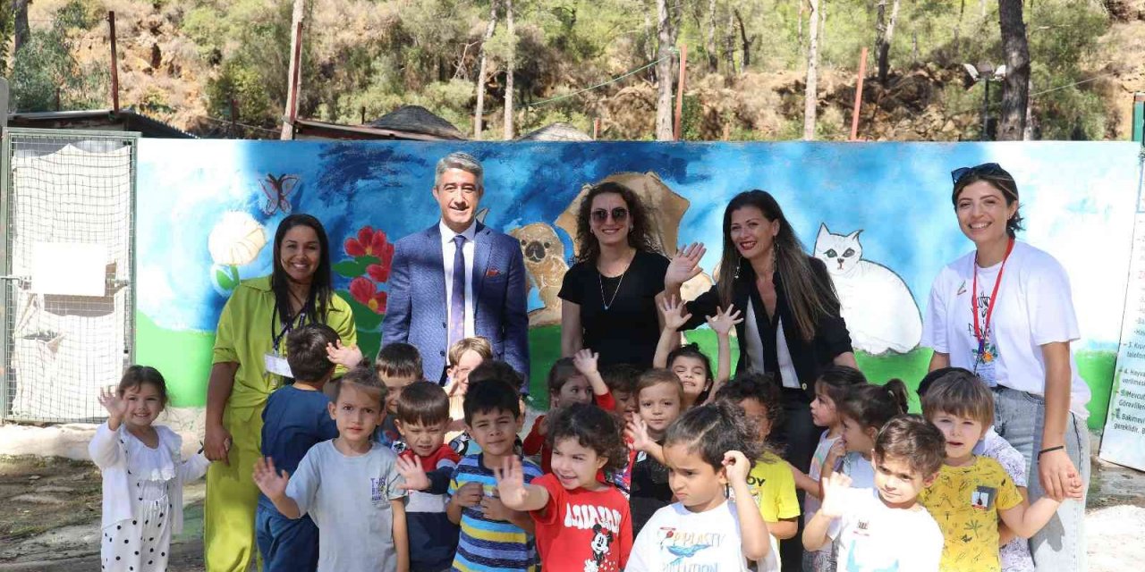 Marmaris’te barınak çocuklarla doldu taştı