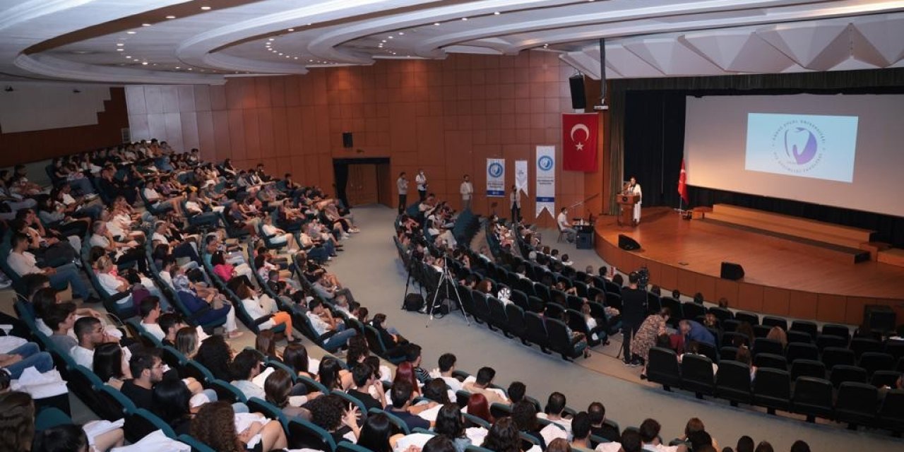 DEÜ diş hekimi adayları beyaz önlüklerini giydi