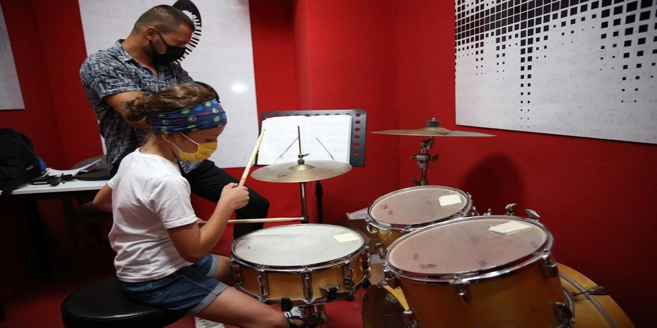 Merkezefendi’de müzik kursu kayıtları başladı
