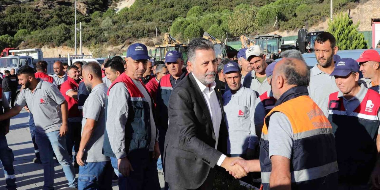 Başkan Sandal, işçilerle buluştu: "Biz büyük ve güçlü bir aileyiz"