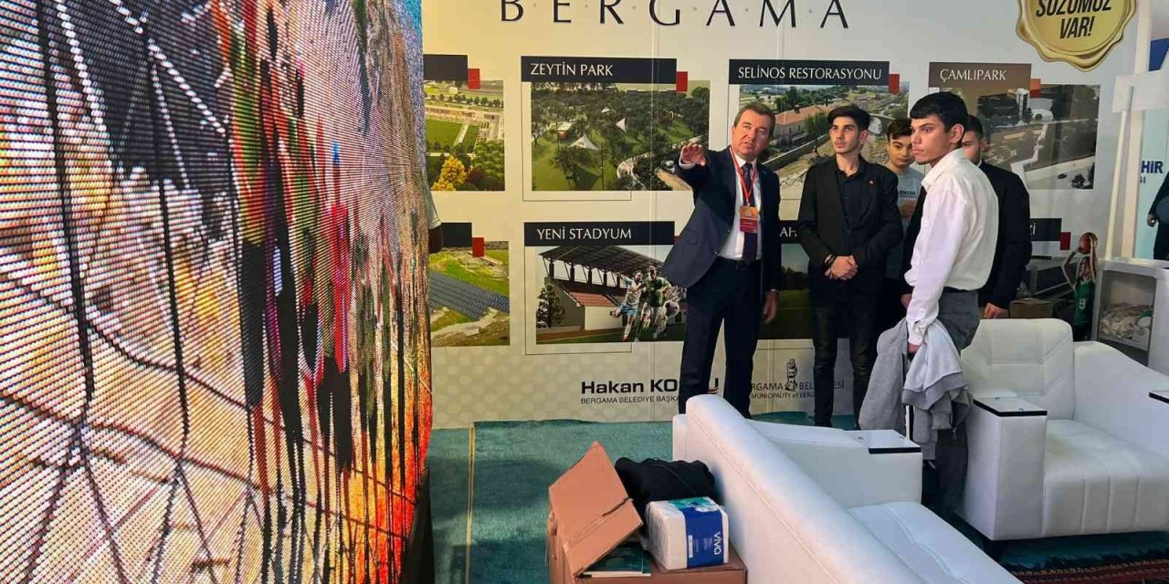 Tam Bana Göre Gençlik Festivalinde Bergama standına yoğun ilgi