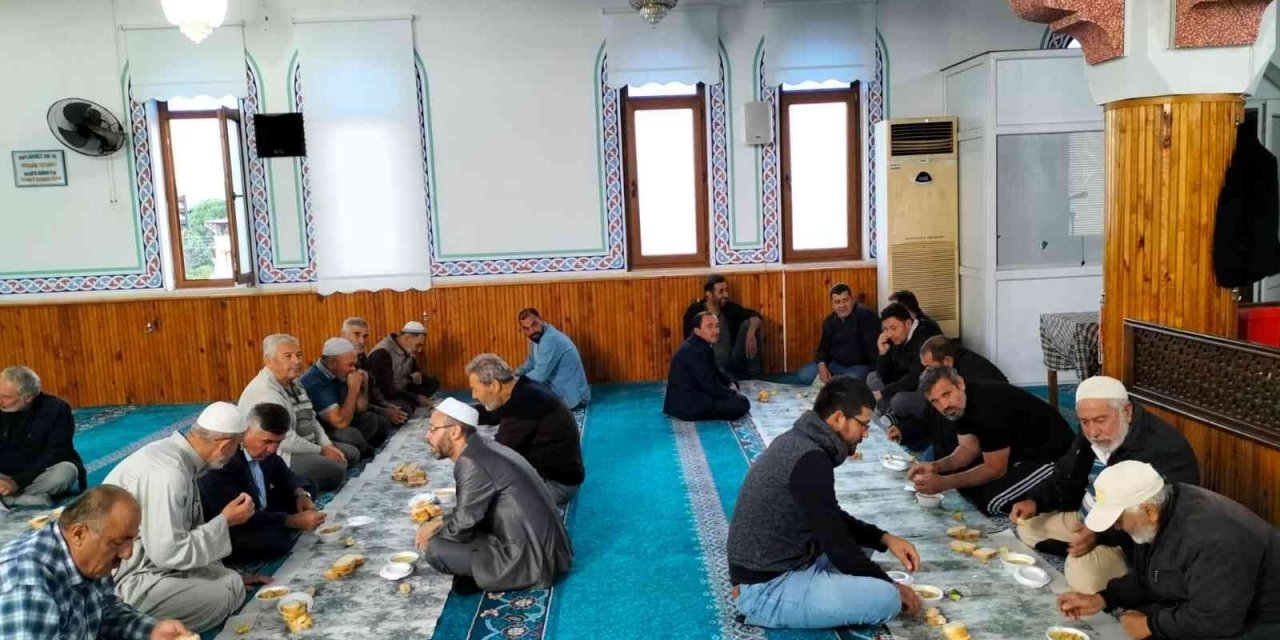 Köyceğiz’de Mevlid-i Nebi Haftası nedeniyle sabah namazı buluşması gerçekleşti