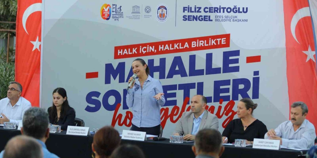 Selçuk’ta ’Mahalle Sohbetleri’ devam ediyor