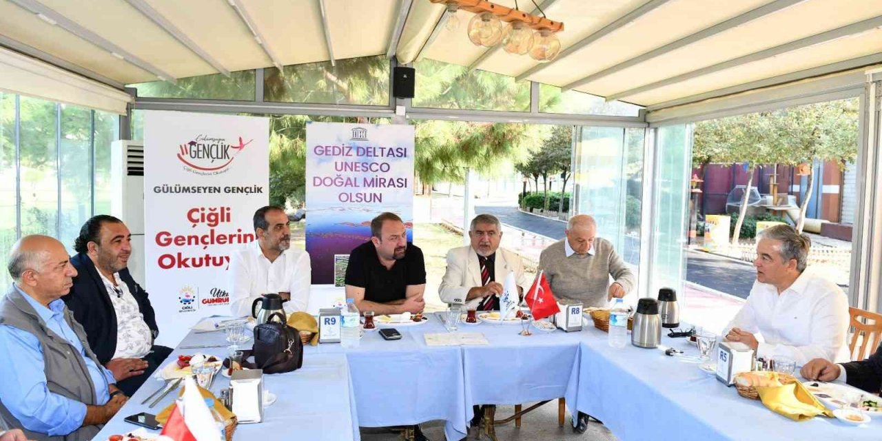 Başkan Gümrükçü’nün esnaf buluşmaları hız kesmiyor