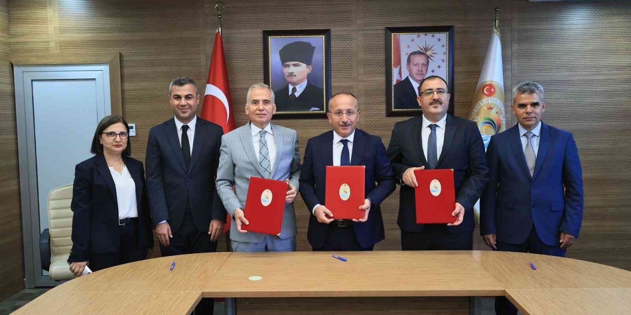 Denizlili çiftçilere 18 milyon liralık tohum desteği