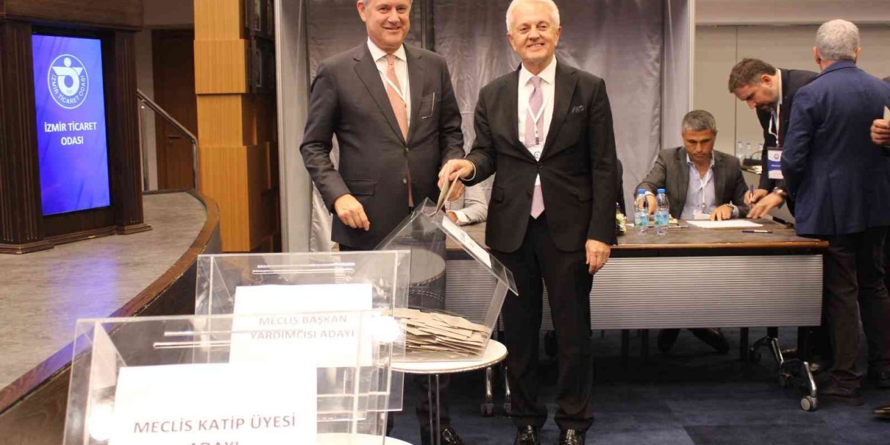 İZTO, Mahmut Özgener’le “devam” dedi