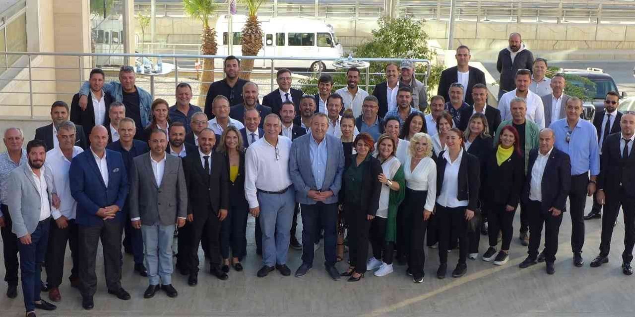 KUTO’da mevcut başkan Serdar Akdoğan yönetimi güven tazeledi