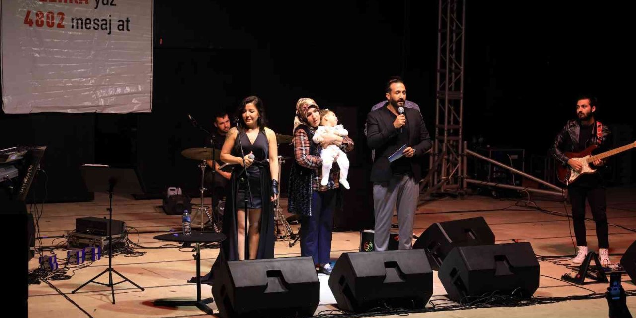 Şarkılar Zehra’ya can olacak