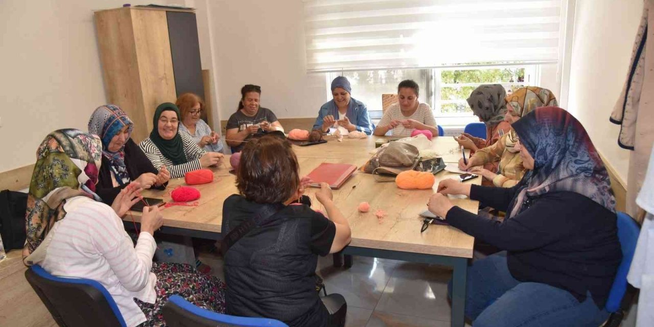 Yunusemre’de el sanatları kursu başladı