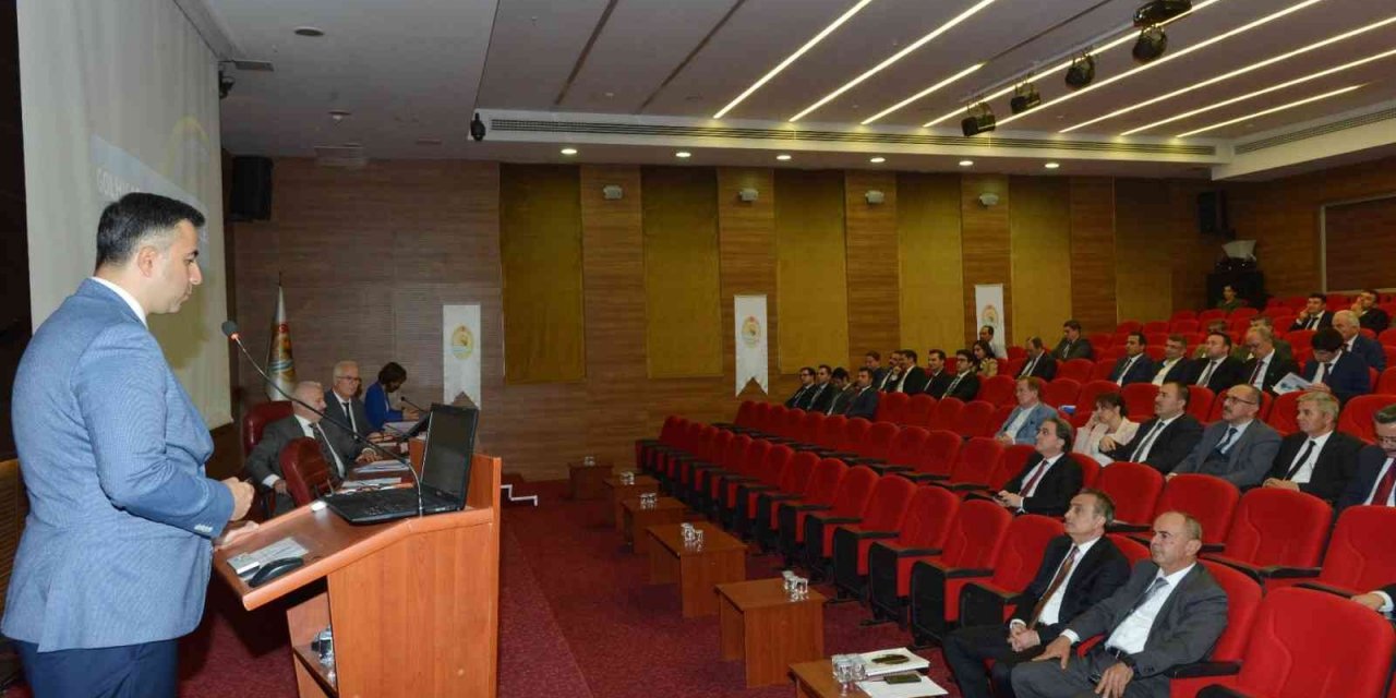 Denizli’de 2.7 milyarlık ödeneğin 1.5 milyarlık kısmı harcandı