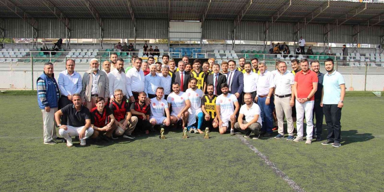 Aydın’da din görevlileri arası futbol turnuvasının kazananı Çine oldu