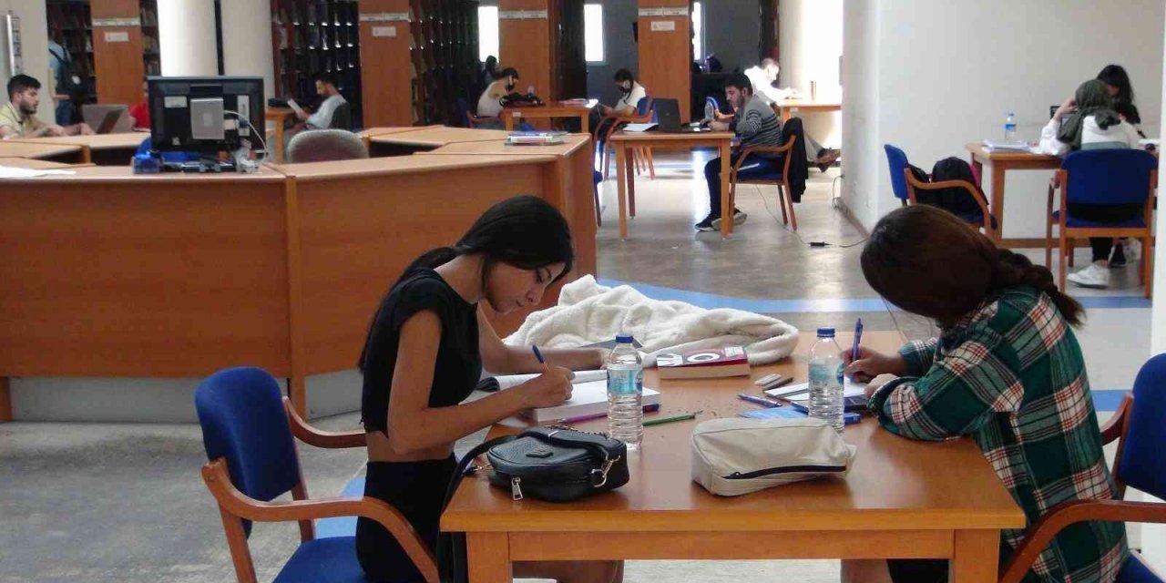 MSKÜ’de akademik açılış törenine Bakan Kasapoğlu katılacak