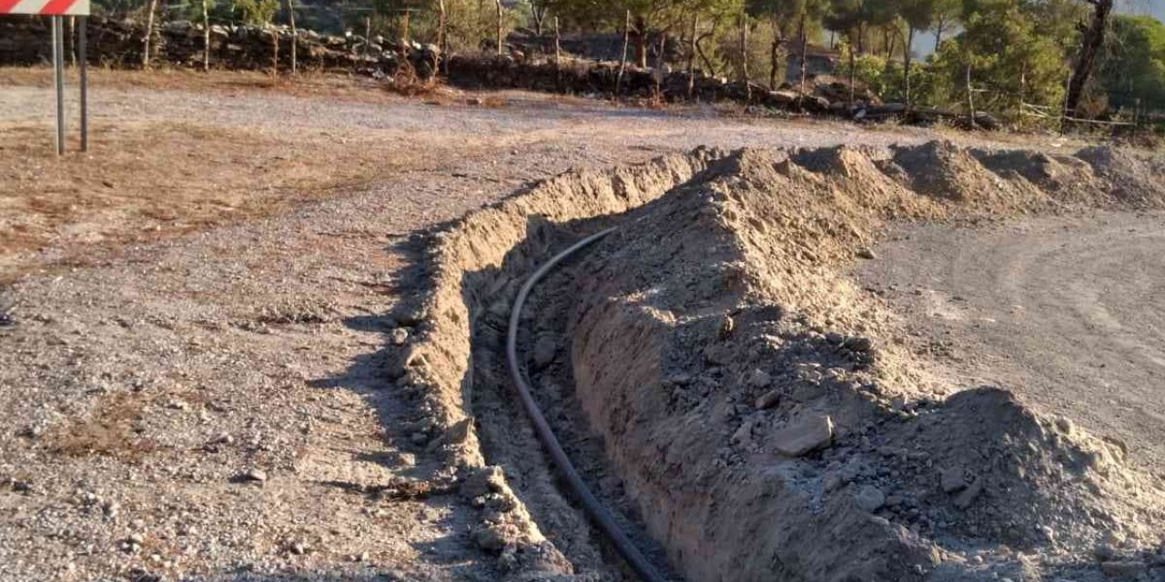 ASKİ, Koçarlı’nın Gaffarlar Mahallesi’nde su sevinci yaşattı