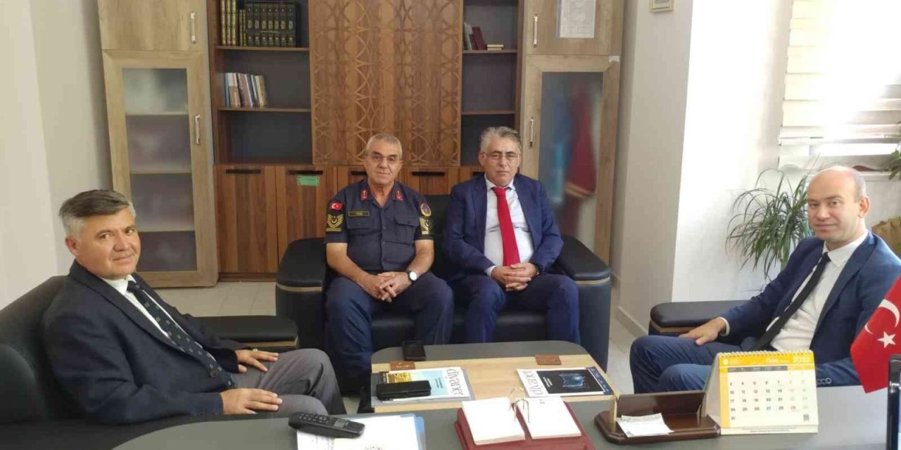 Kaymakam Maslak,  ziyarette din görevlileri haftasını tebrik etti