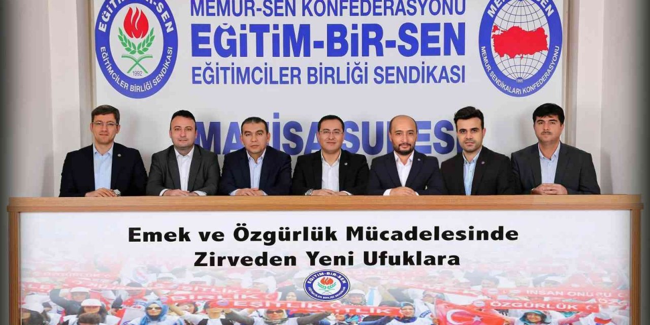 Öner adaylığını açıkladı