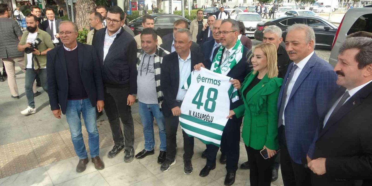 Bakan Kasapoğlu Muğla Valiliğini ziyaret etti