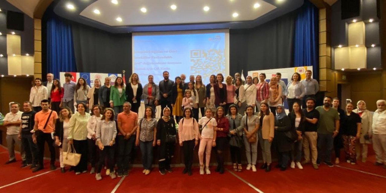 Aydın’da öğretmenler Özel Yetenekliler Konferansı’nda buluştu