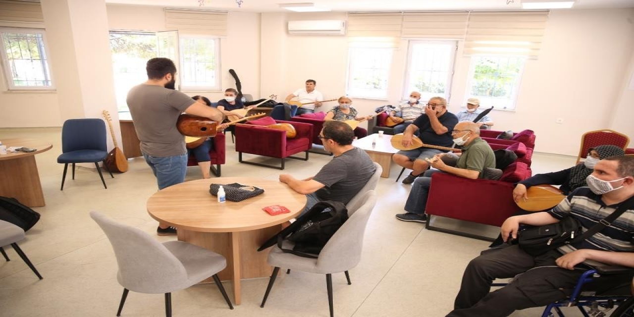 Merkezefendi’de aktif yaş alma kursları devam ediyor