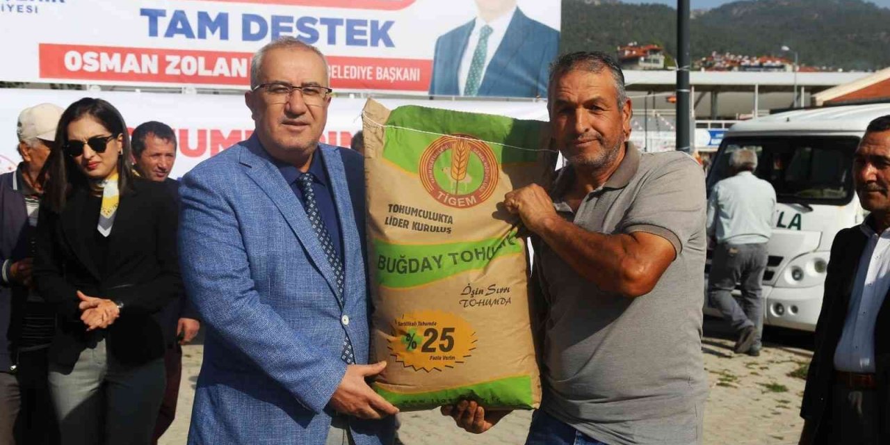 Büyükşehirden Çameli’li çiftçilere tohum desteği