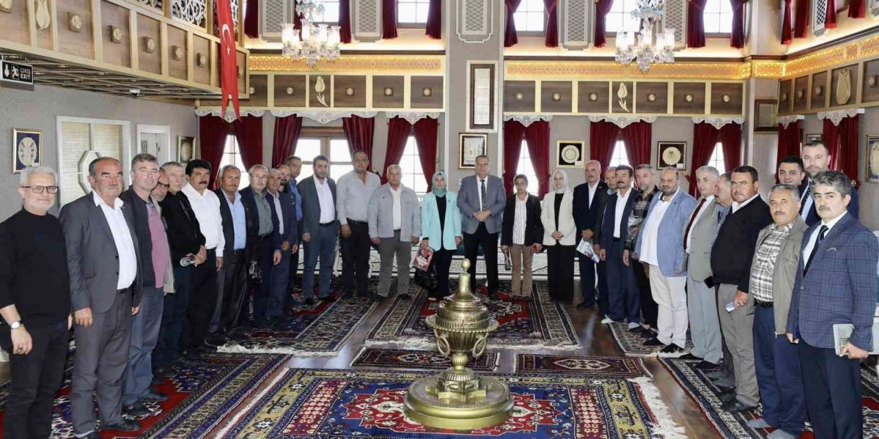 Başkan Çerçi Yunusemreli muhtarları ağırladı