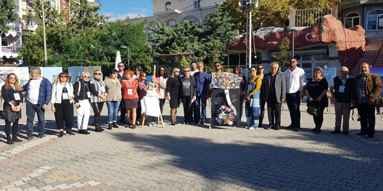 Nazillili sanatçılar eserleriyle Salda’yı anlattı