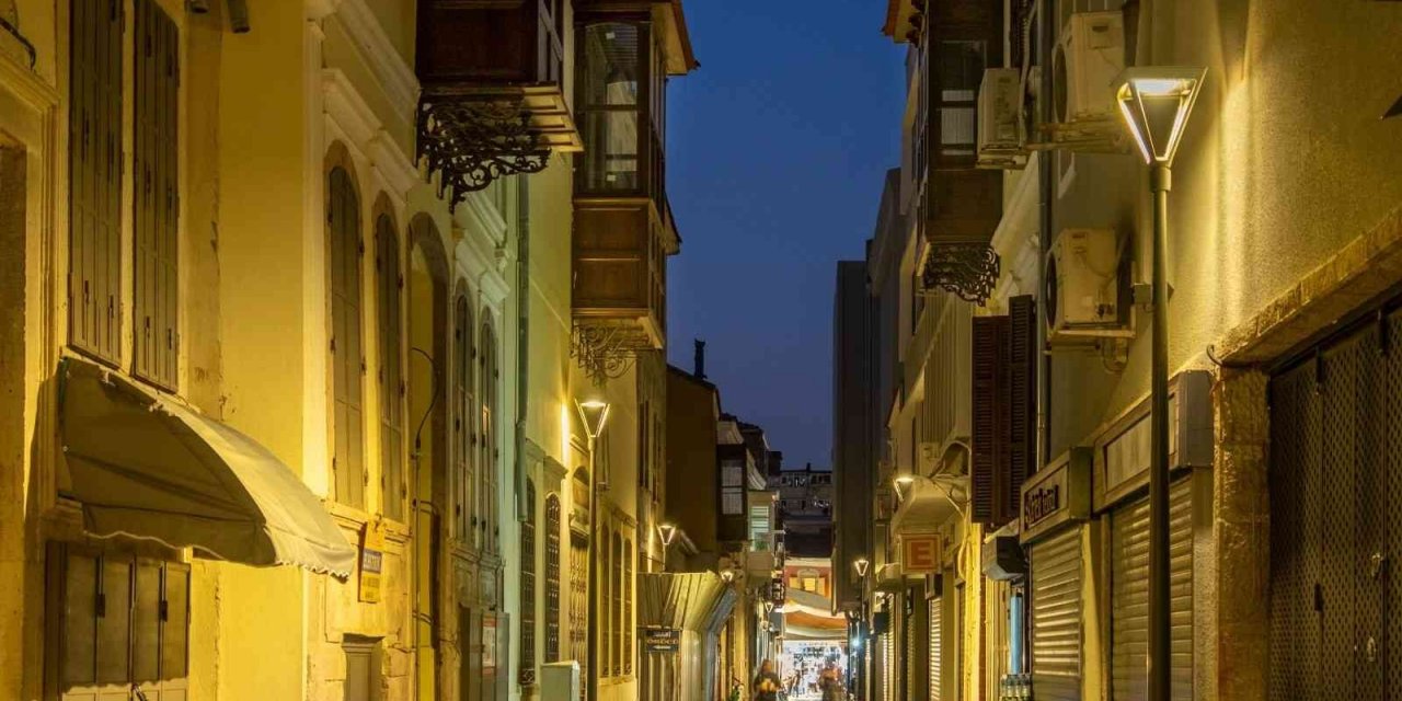 Kemeraltı’nın aydınlatma projesi ödül aldı