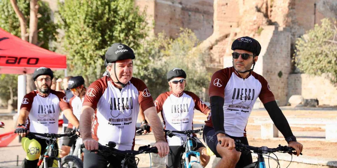 UNESCO Dünya Mirası Yolunda Bisiklet Turu Bergama’dan start aldı