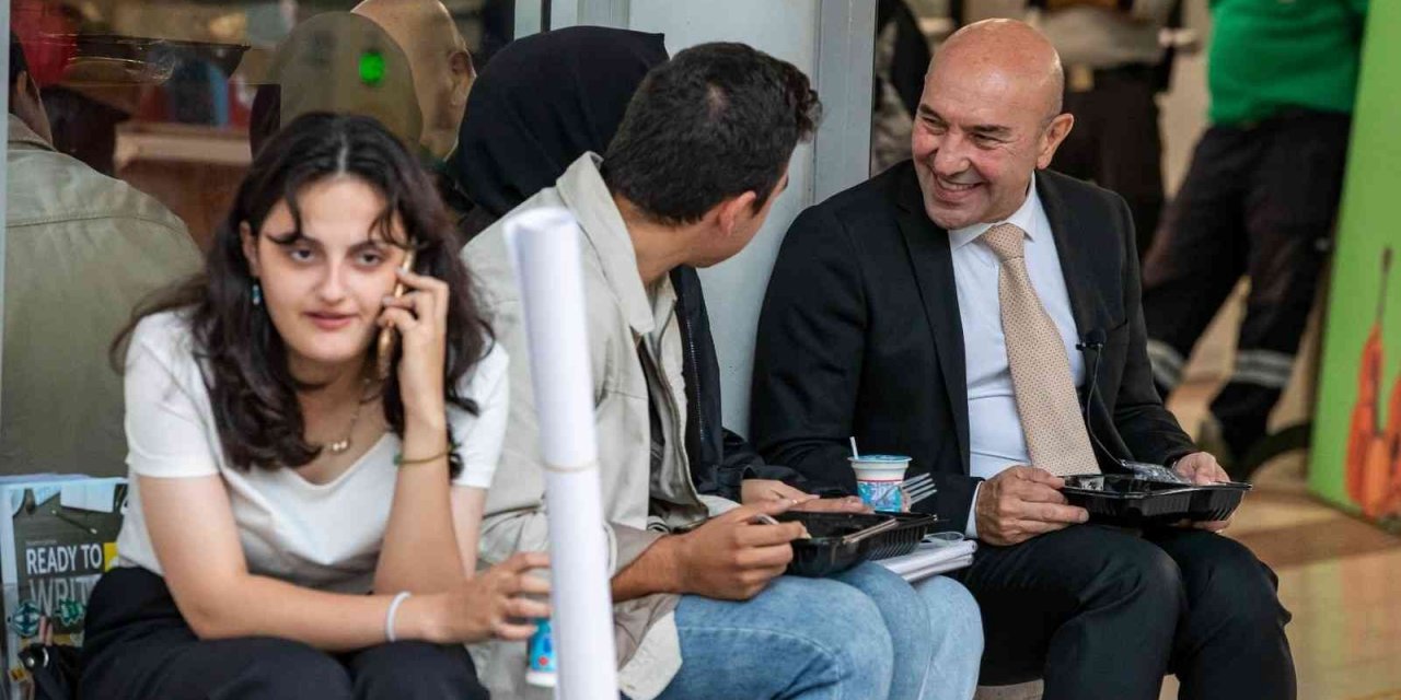 Başkan Soyer: “Gençlere başka sürprizlerimiz de var”