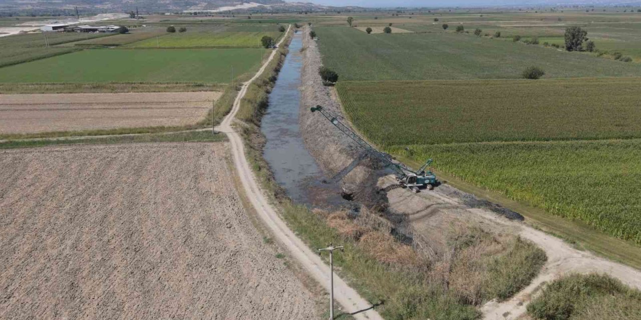 Kuyucak ve Nazilli’de yatak temizlik çalışması yapıldı