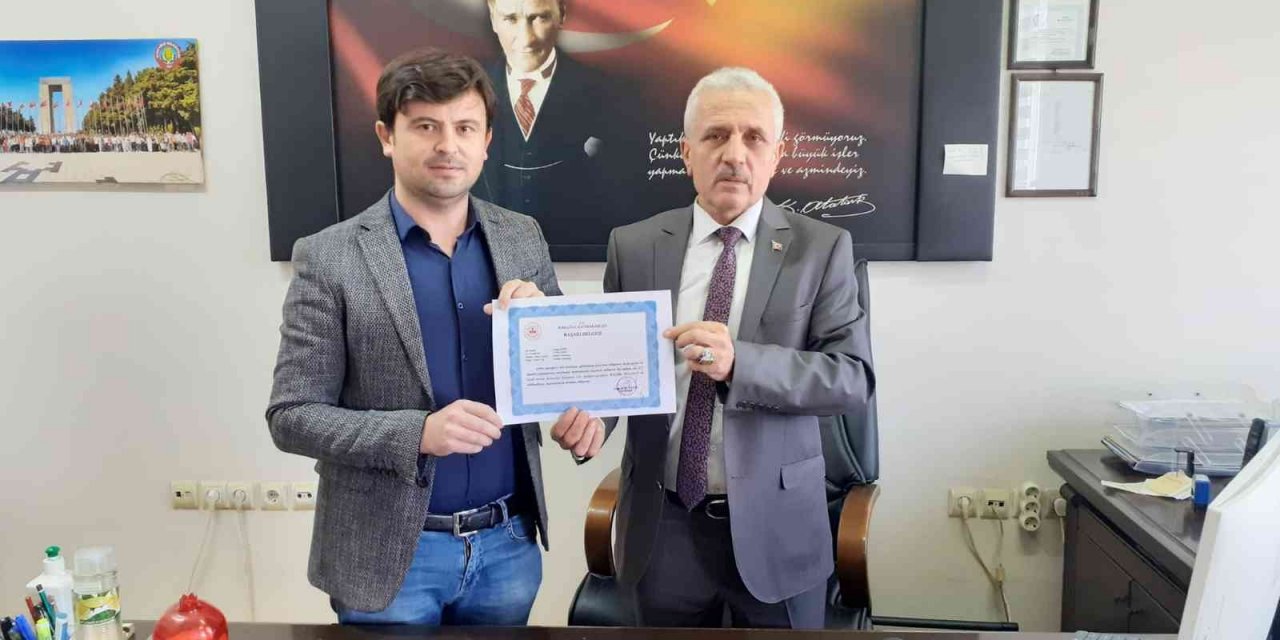 Kırkağaç’ta öğretmenlere başarı belgesi verildi