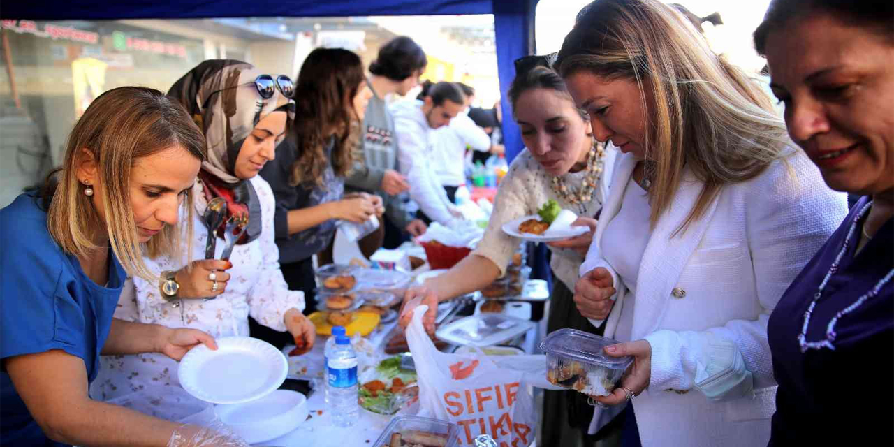 ADÜ öğrencileri onkolojide tedavi gören çocuklar yararına etkinlik düzenledi