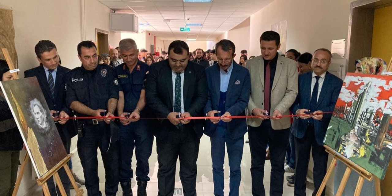 Buharkent MYO’da Plastik Sanatlar Sergisi açıldı