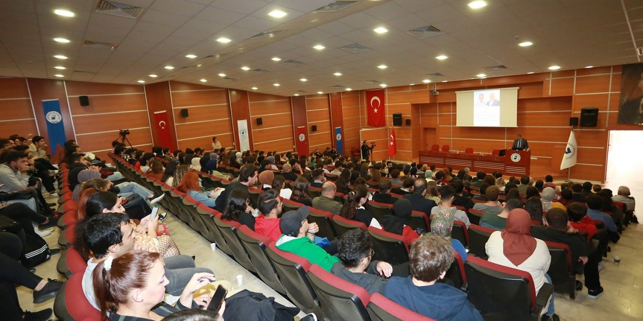 Rektör Kutluhan ve Başkan Zolan öğrenci toplulukları ile bir araya geldi