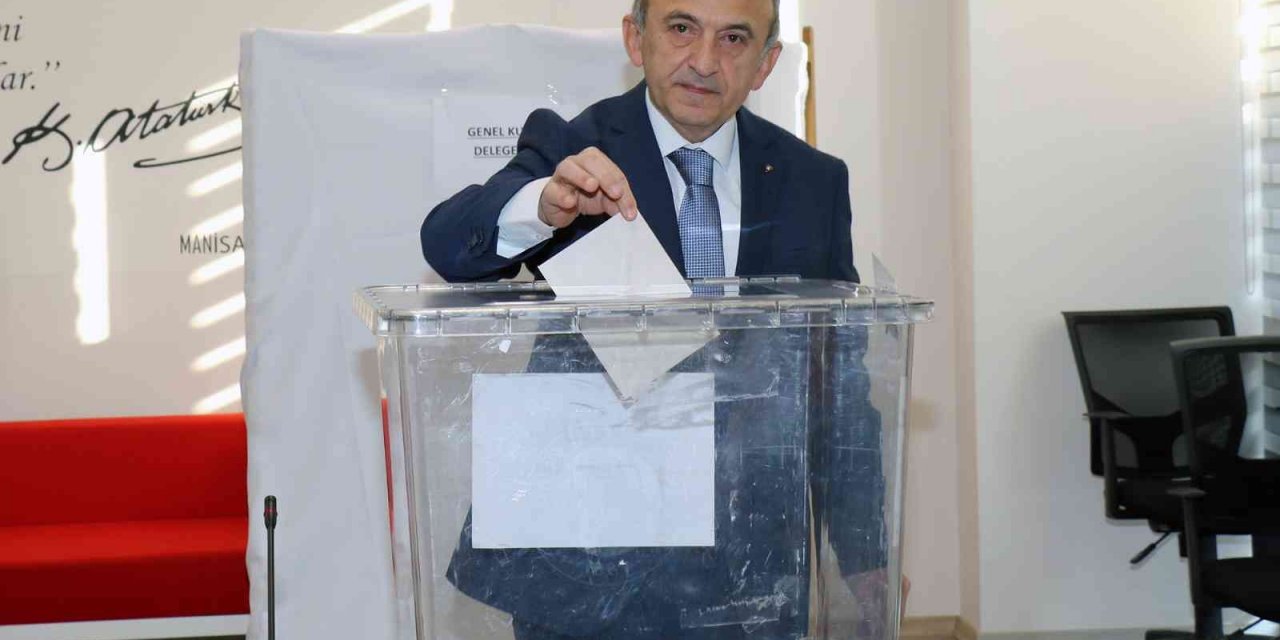 Başkan Yılmaz güven tazeledi