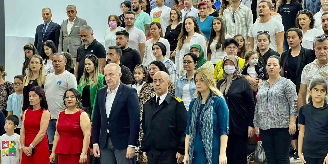 Didim’de 29 Ekim kutlamaları çocukların gösterileri ile başladı