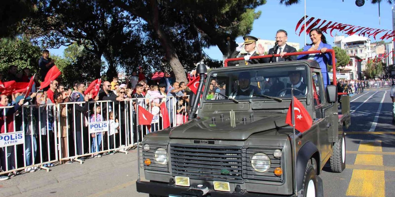 Aydın’da 29 Ekim Cumhuriyet Bayramı kutlandı