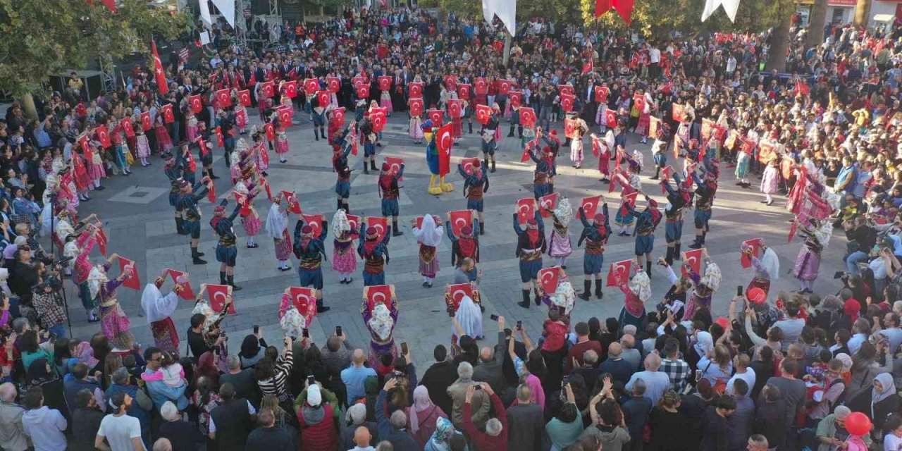 99 efeden 99. yıla özel harmandalı