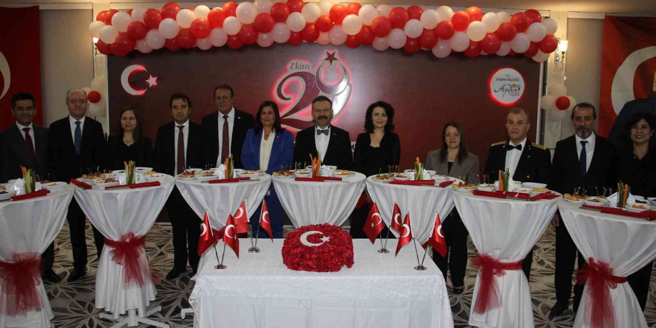 Aydın’da 29 Ekim Resepsiyonu gerçekleştirildi