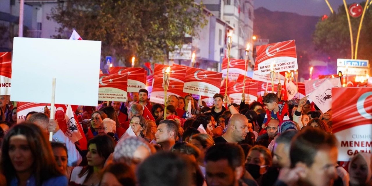Menemen’de görkemli cumhuriyet coşkusu